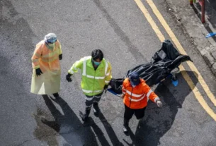 Hong Kong tower blaze