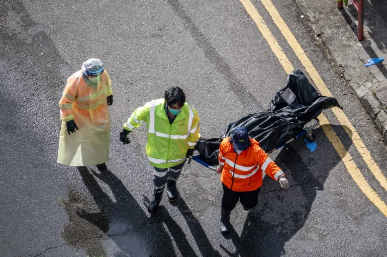 Hong Kong tower blaze